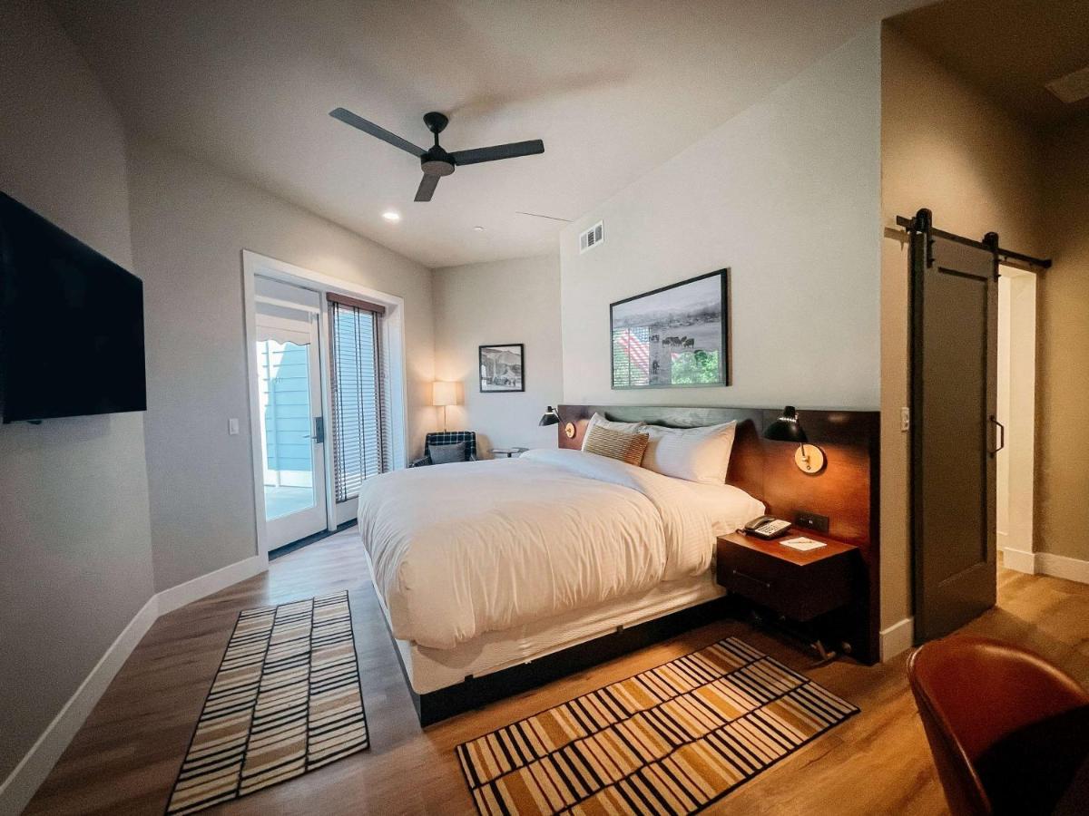 Gateway Hotel, Trademark Collection By Wyndham Copper Cove Subdivision Buitenkant foto
