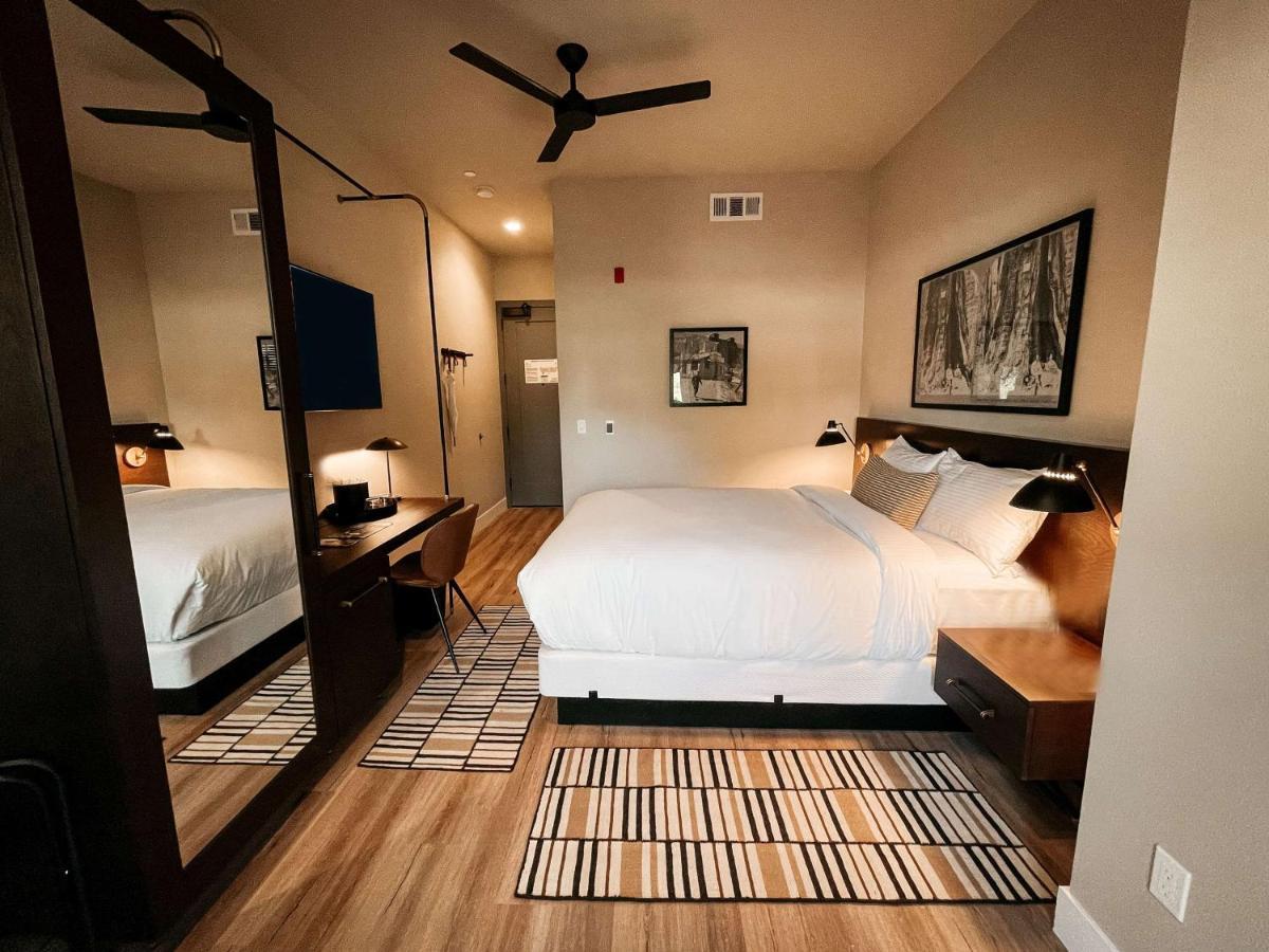 Gateway Hotel, Trademark Collection By Wyndham Copper Cove Subdivision Buitenkant foto